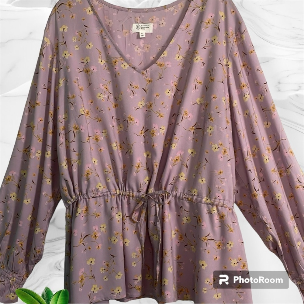 Candace Cameron Bure top/blouse NWOT SIZE XL lilac floral long sleeve V neck